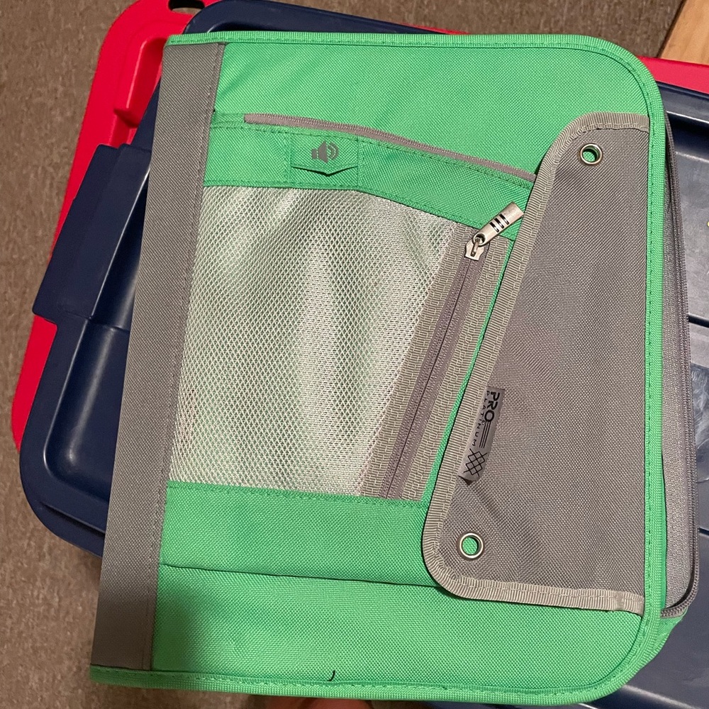 Green binder trapper